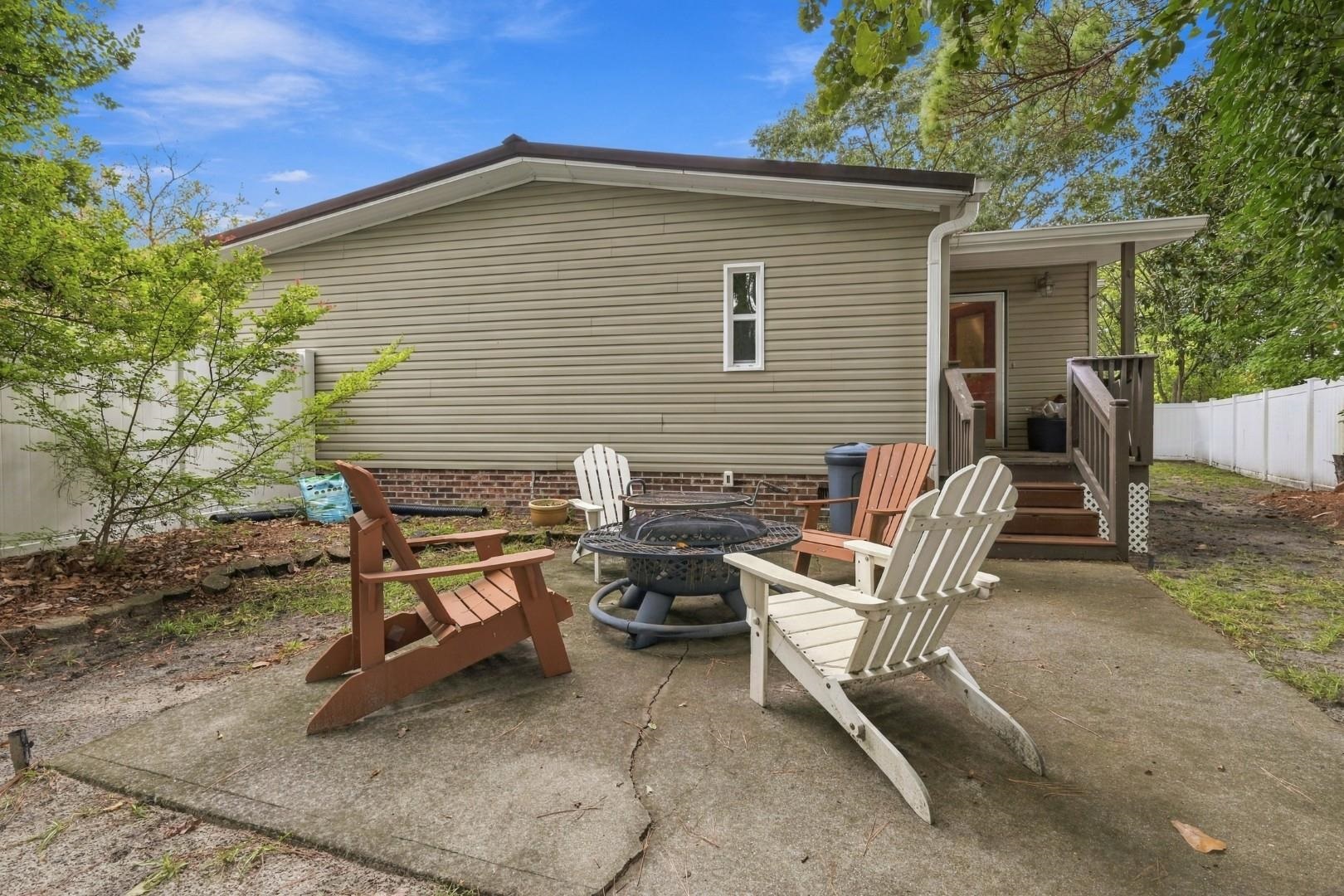 3415 N Pointe Blvd. Property Photo 25