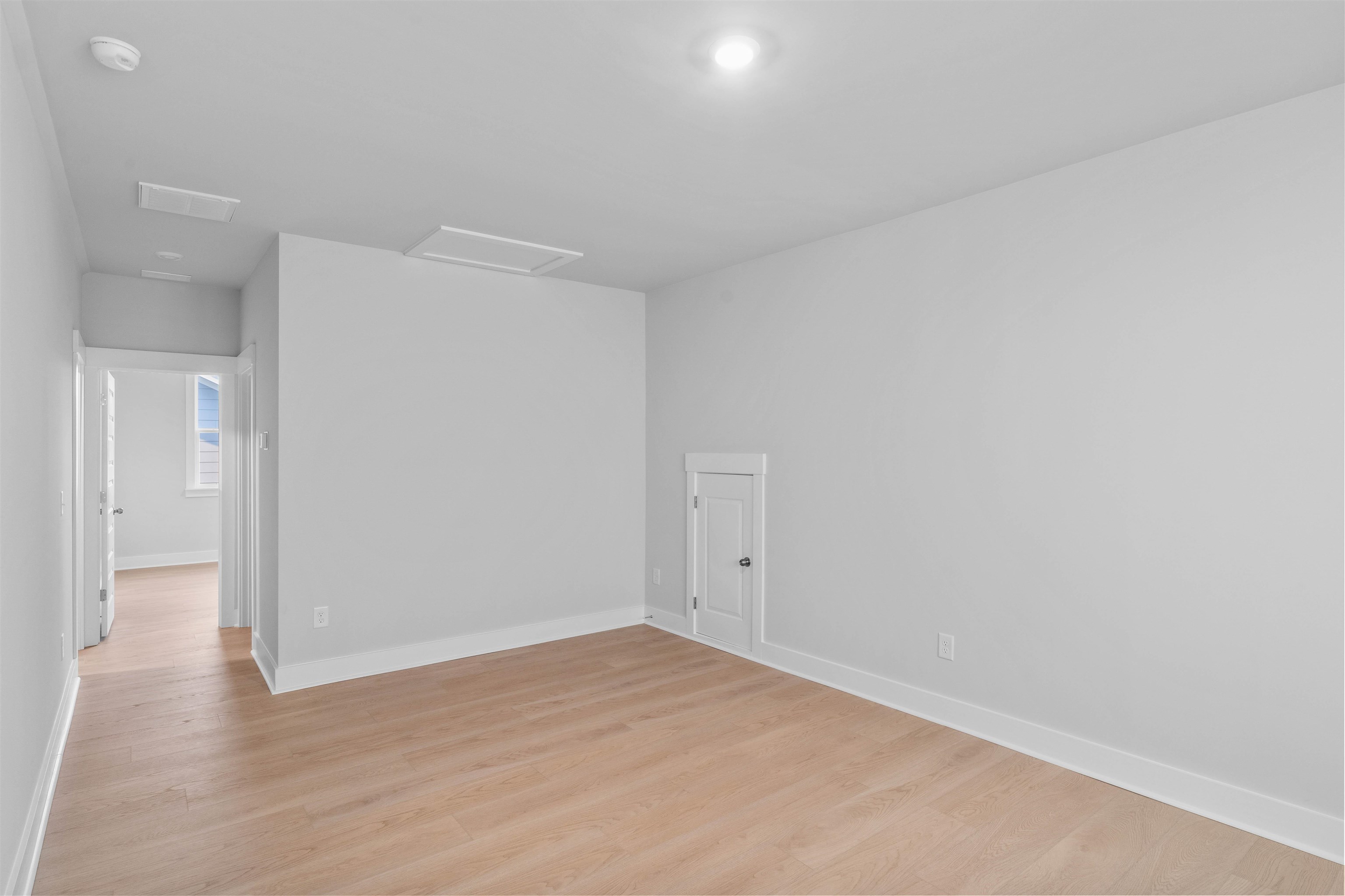 242 Atlantic Breeze St. Property Photo 16