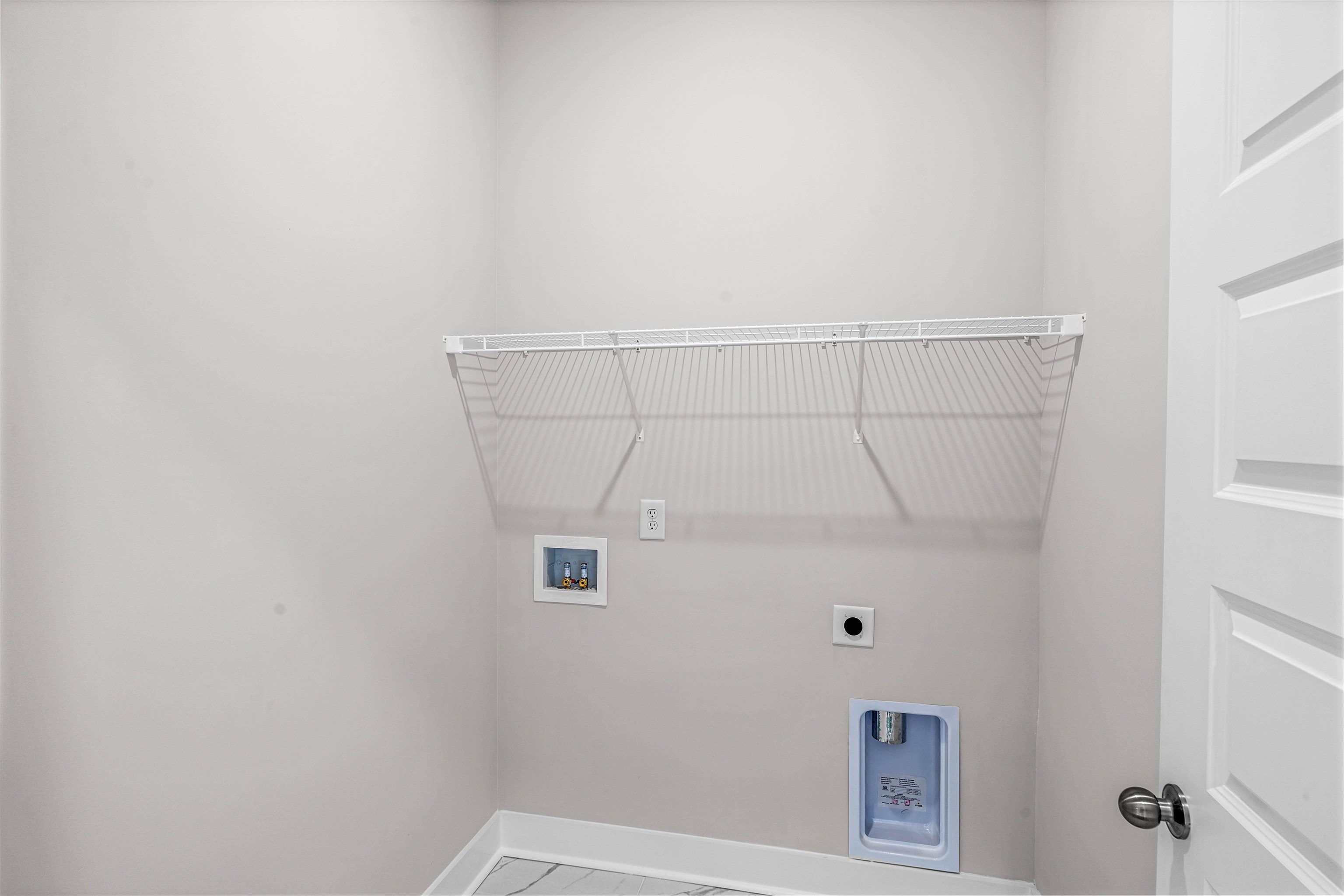 211 Atlantic Breeze St. Property Photo 25