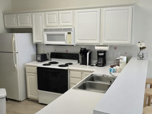 640 River Oaks Dr. Property Photo 3