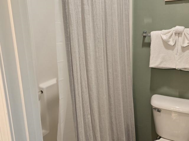 640 River Oaks Dr. Property Photo 23