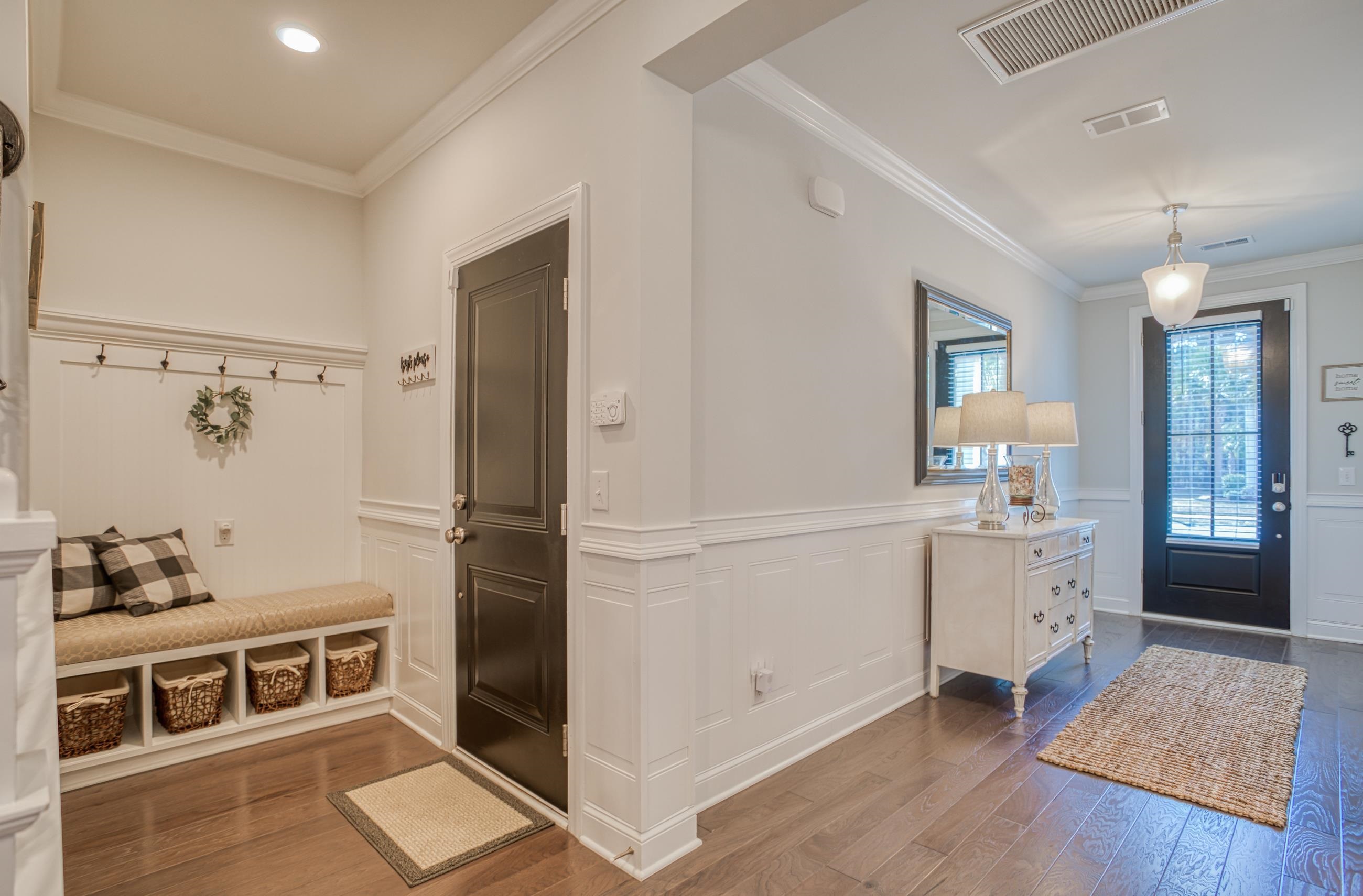 1516 Parish Way Property Photo 8