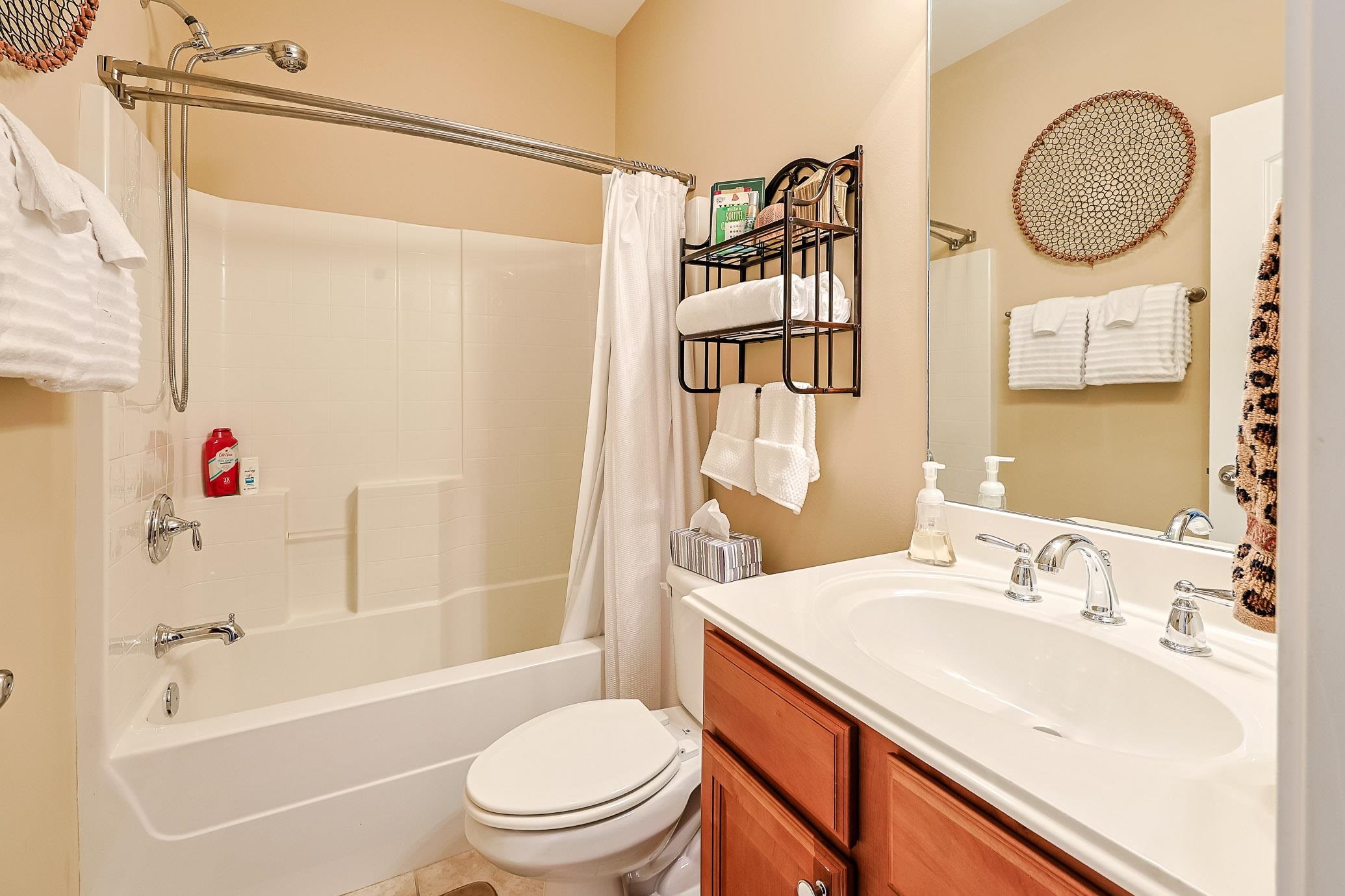 418 Coral Harbor Dr. Property Photo 21