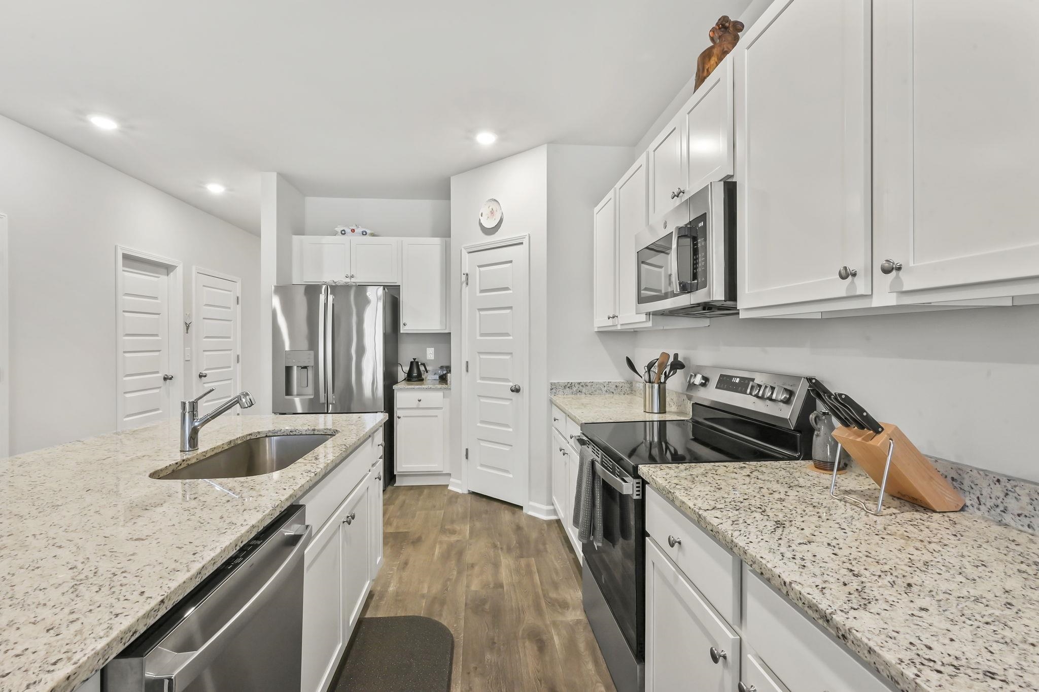 1218 American Shad Dr. Property Photo 14