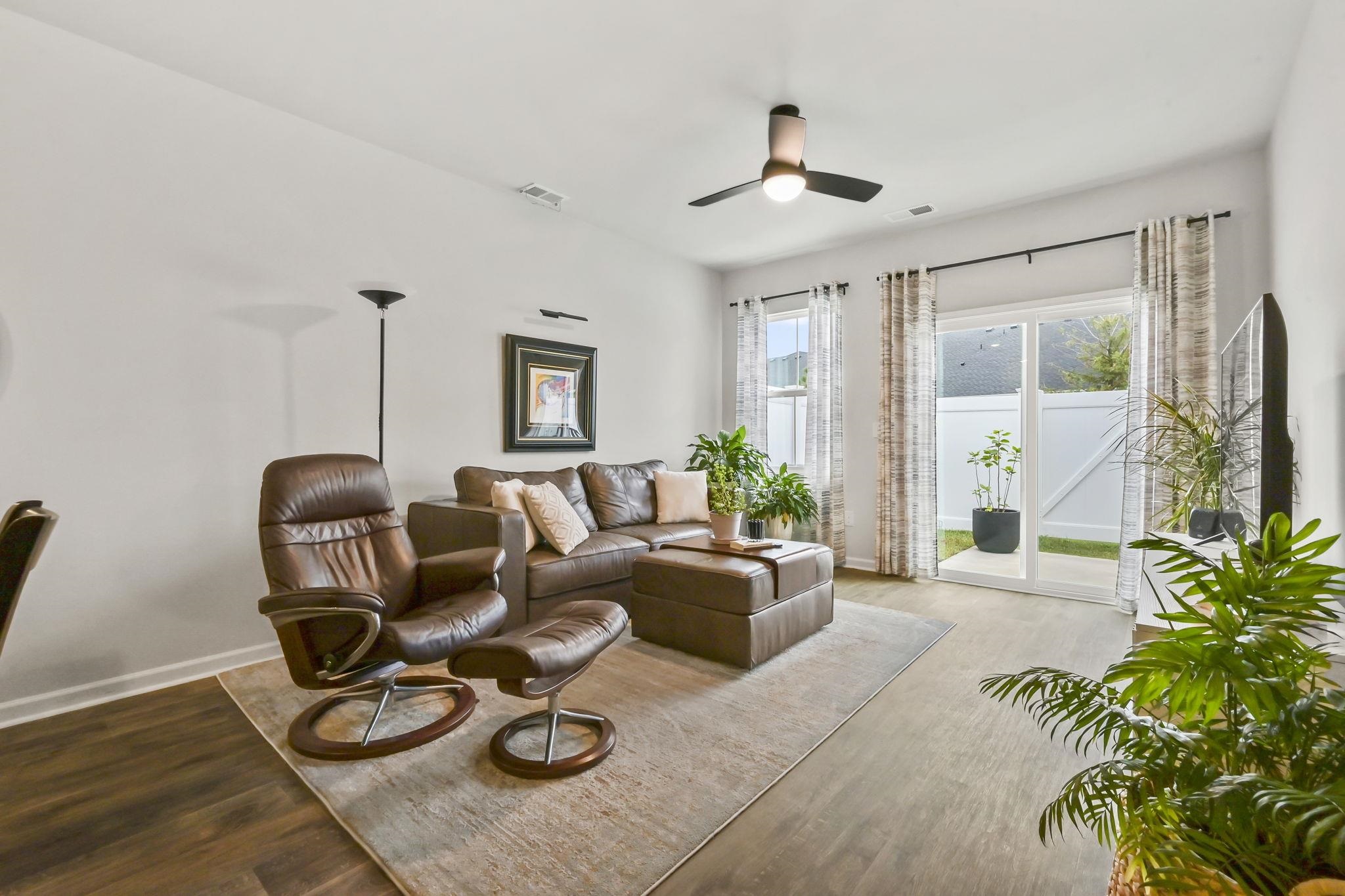 1218 American Shad Dr. Property Photo 18