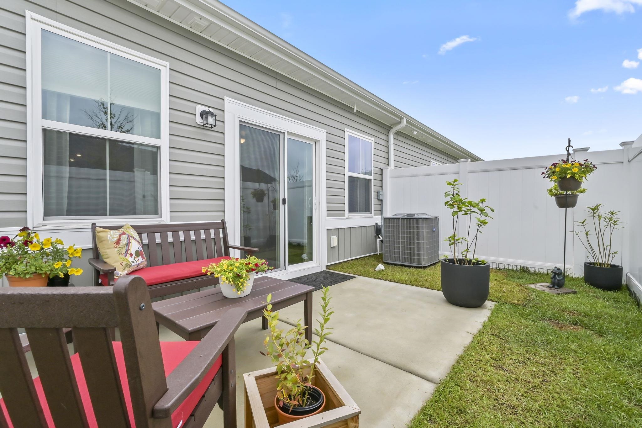 1218 American Shad Dr. Property Photo 38