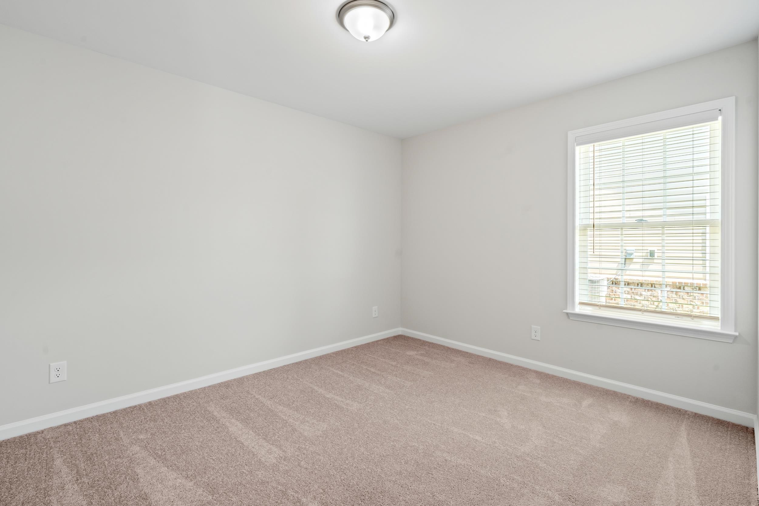 35 Bennington Ct Property Photo 17
