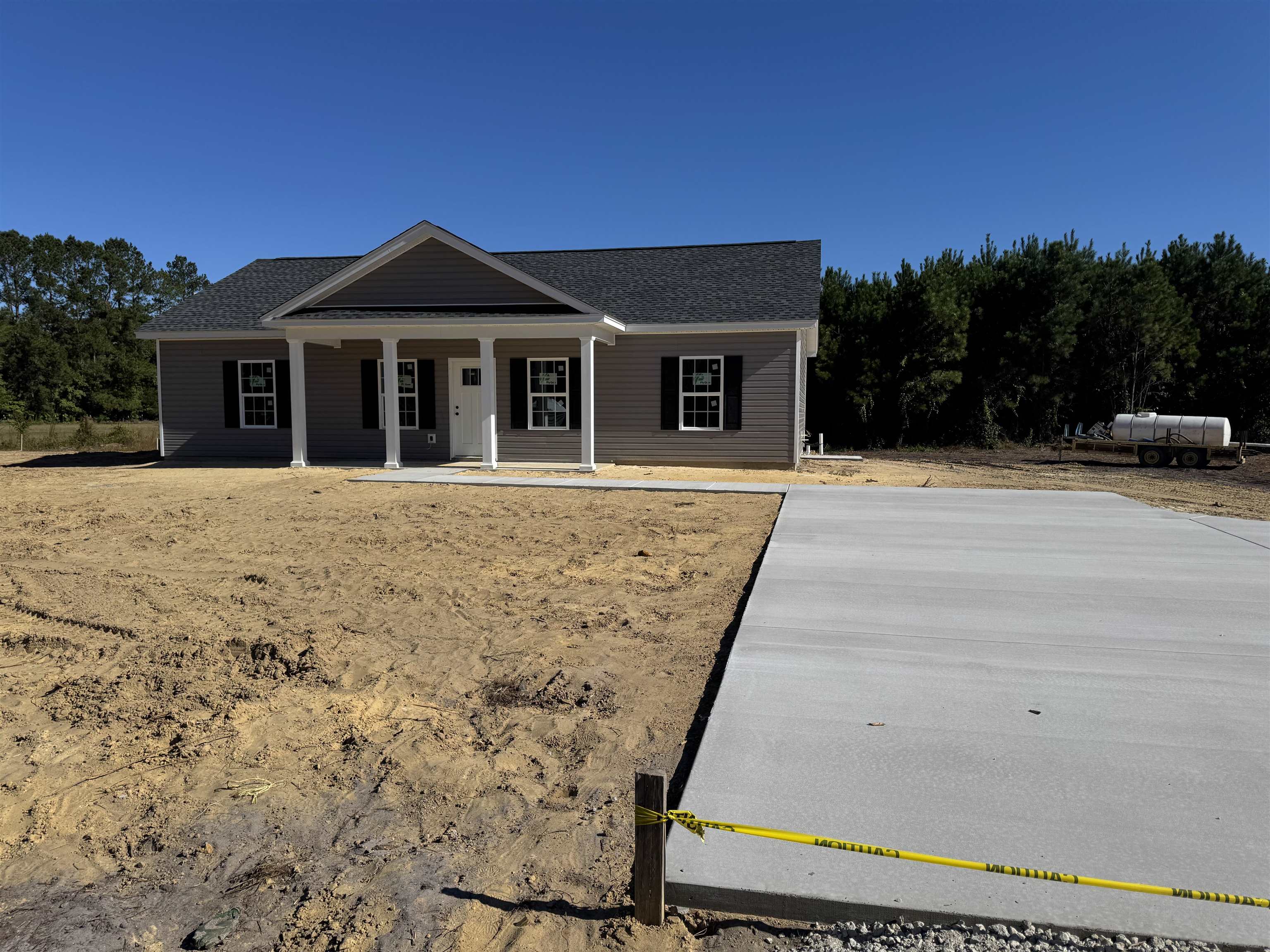 8610 Black Creek Rd. Property Photo 1