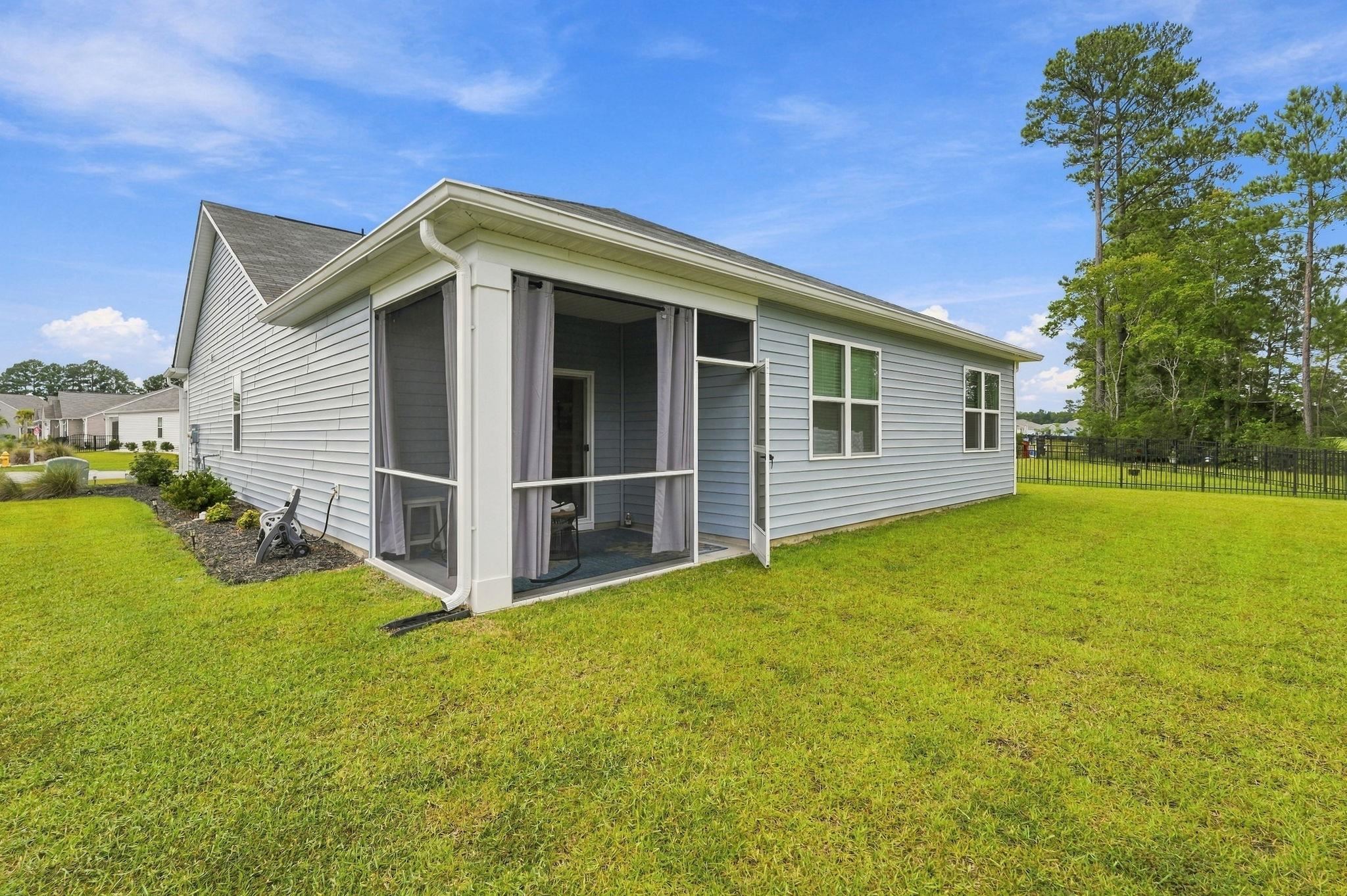 751 Gryffindor Dr. Property Photo 27