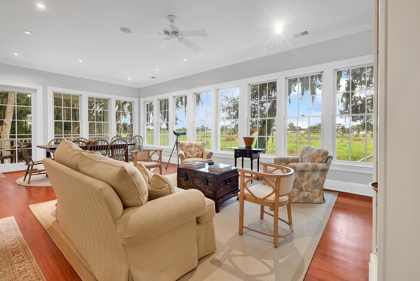 541 River Oaks Circle Property Photo 11