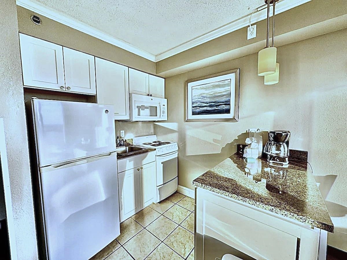 6900 N Ocean Blvd. Property Photo 9
