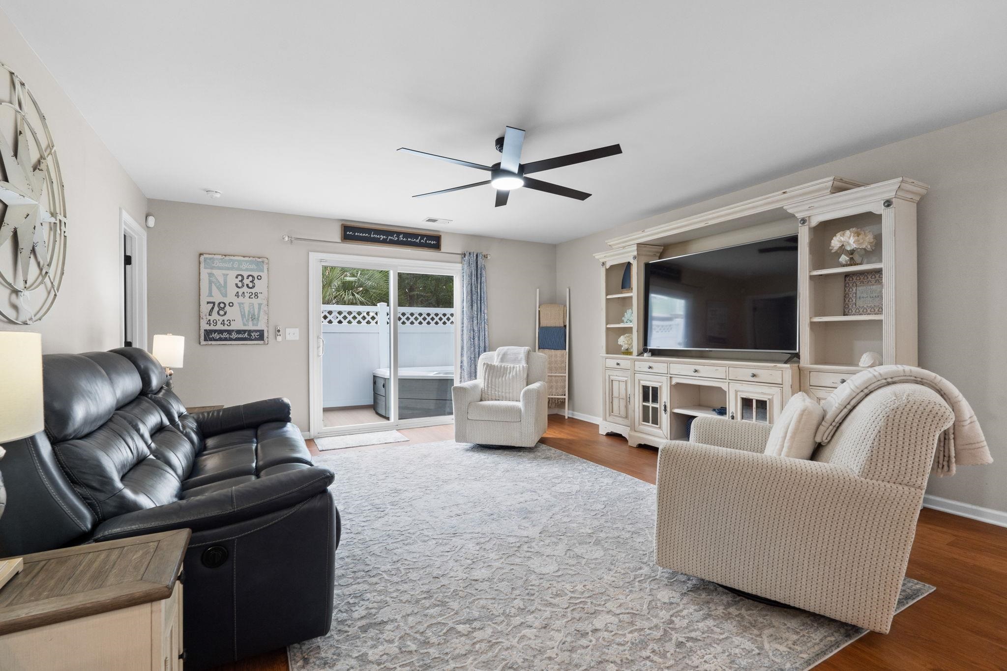 6701 Geletto Ct. Property Photo 5