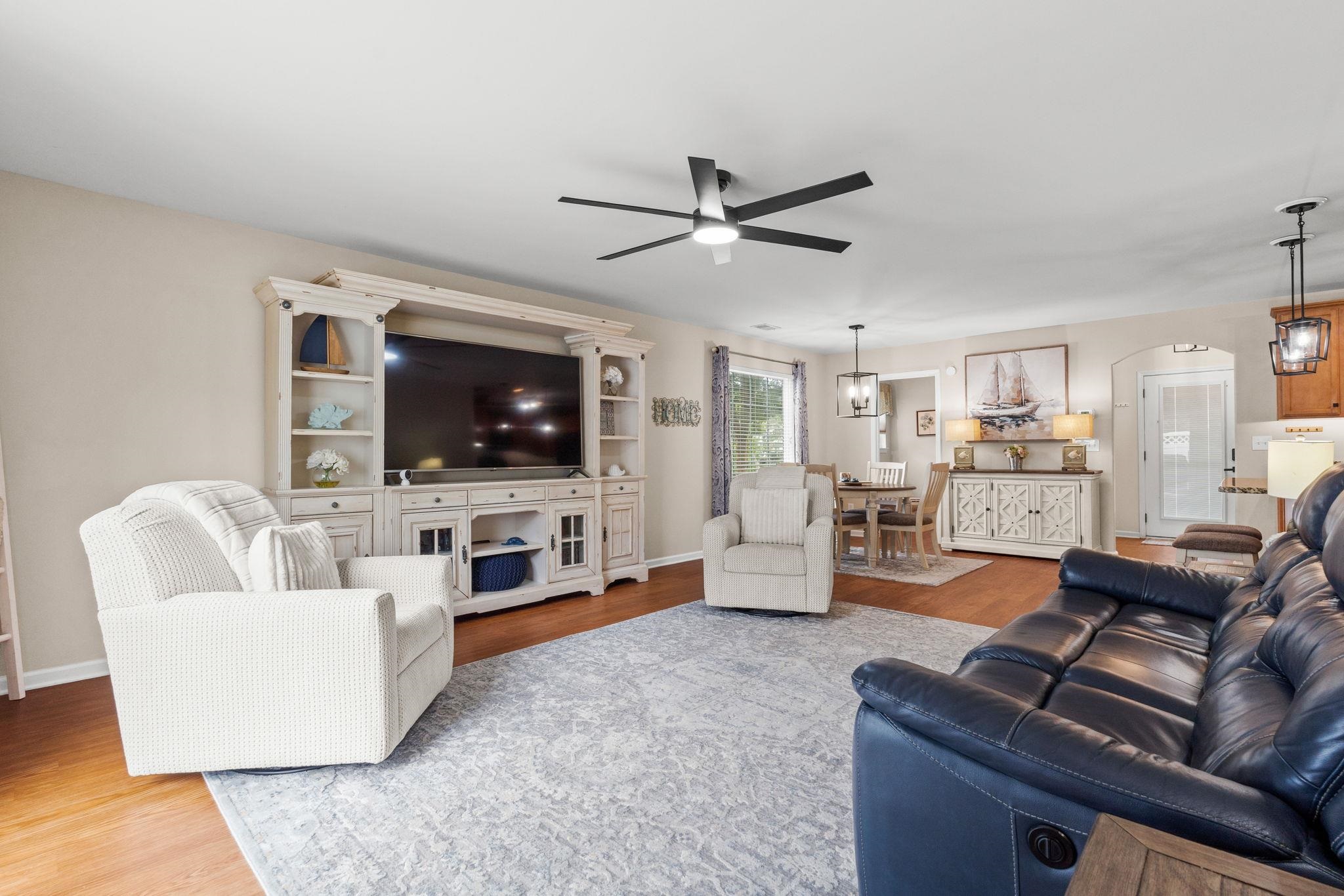 6701 Geletto Ct. Property Photo 7