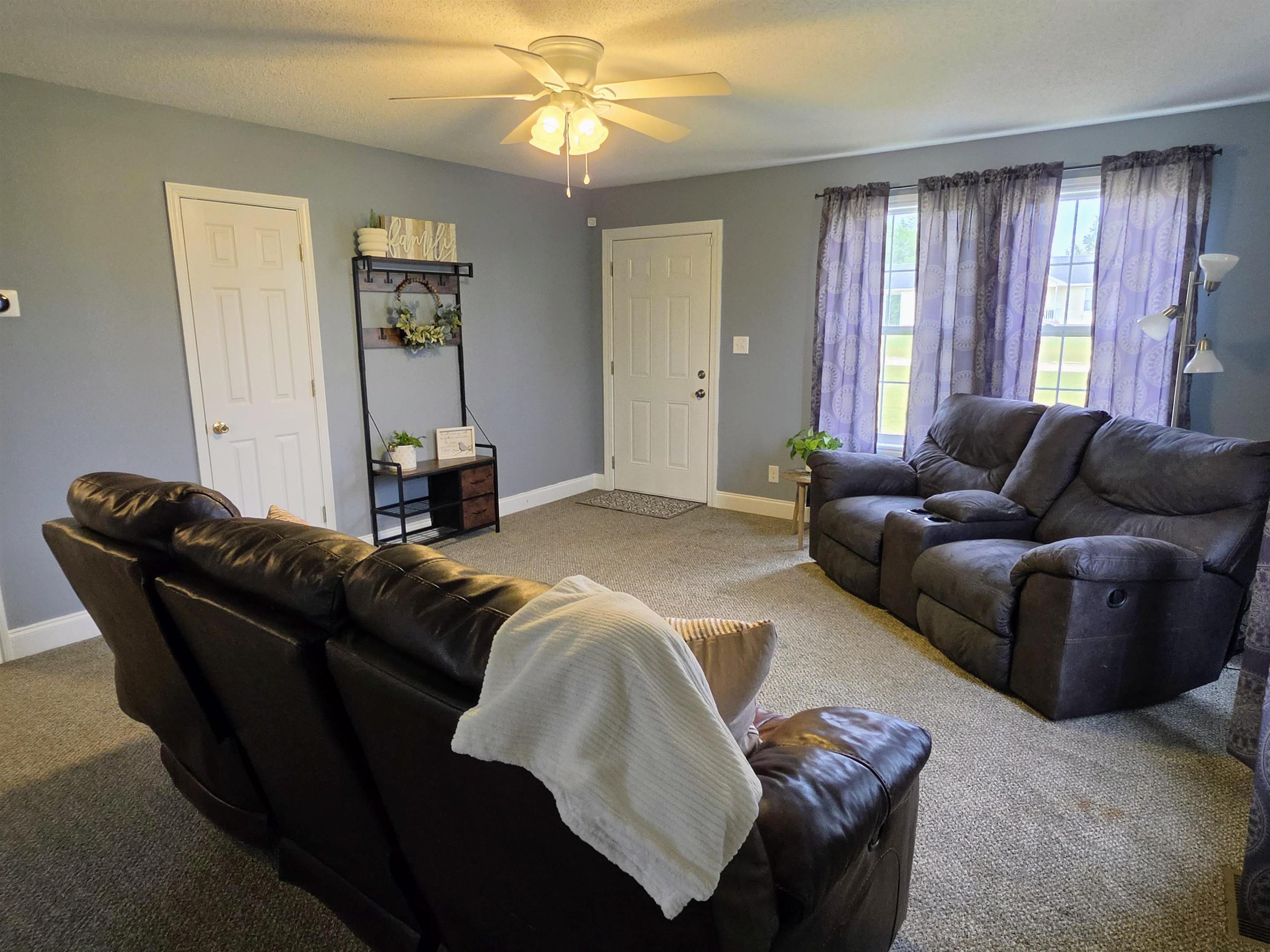 1736 Motley Dr. Property Photo 5