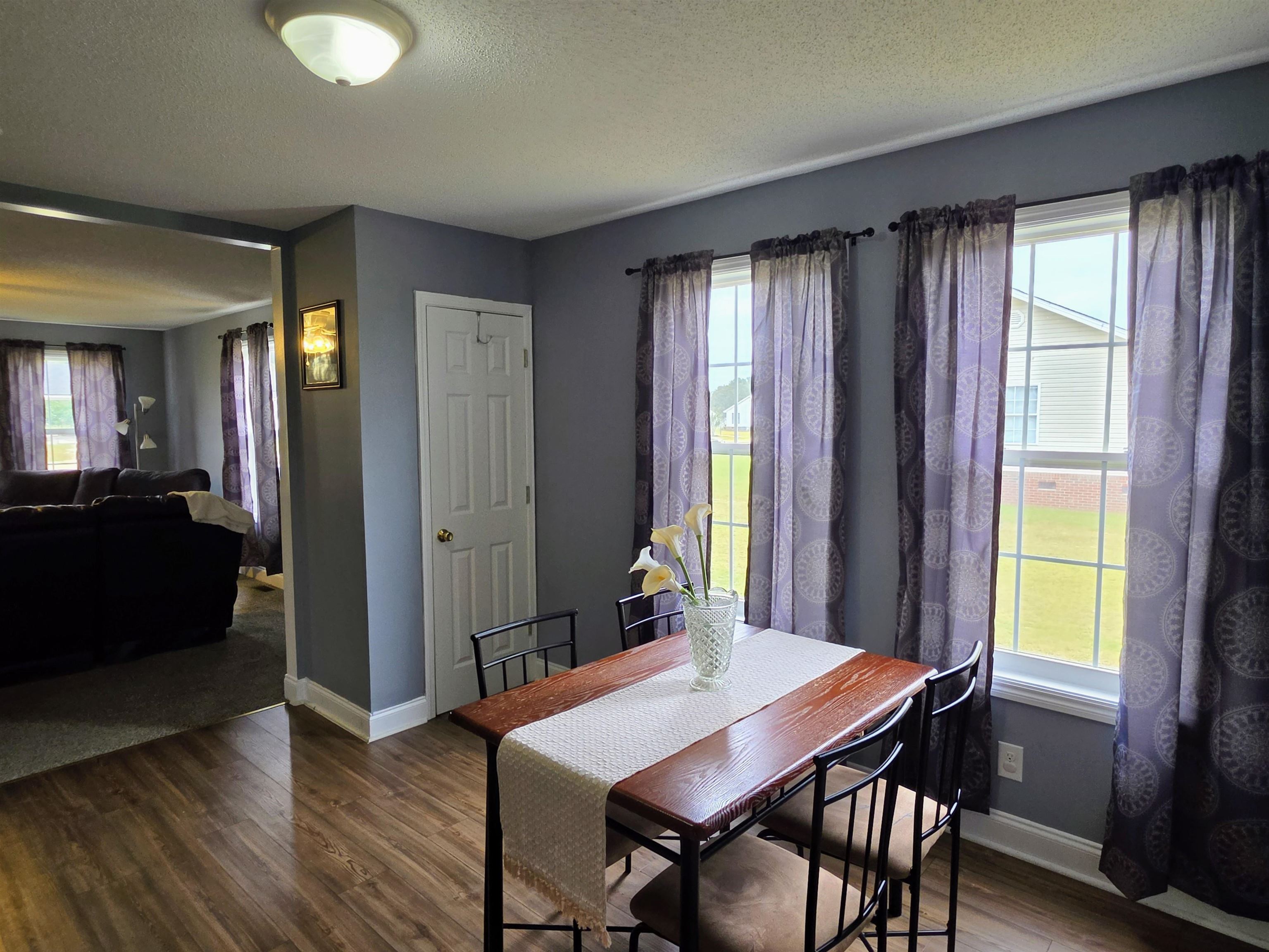 1736 Motley Dr. Property Photo 9