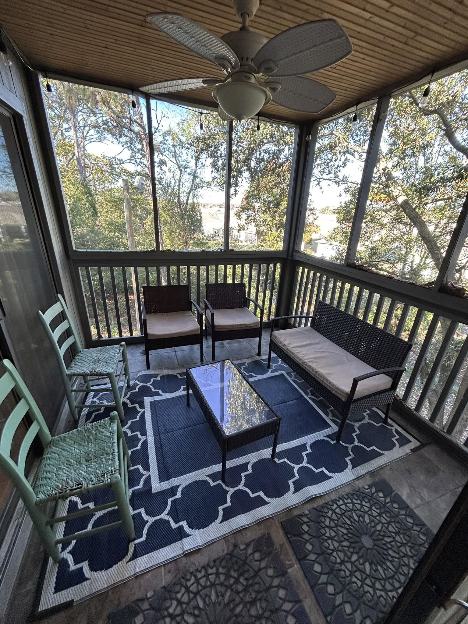 1500 Cenith Dr. Property Photo 2