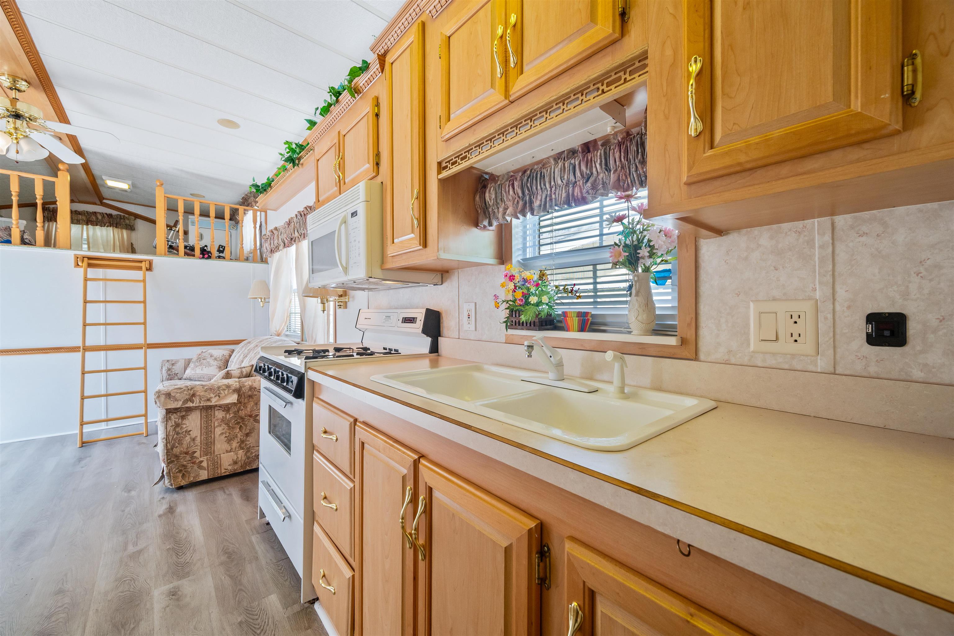 5400 Little River Neck Rd. Property Photo 6