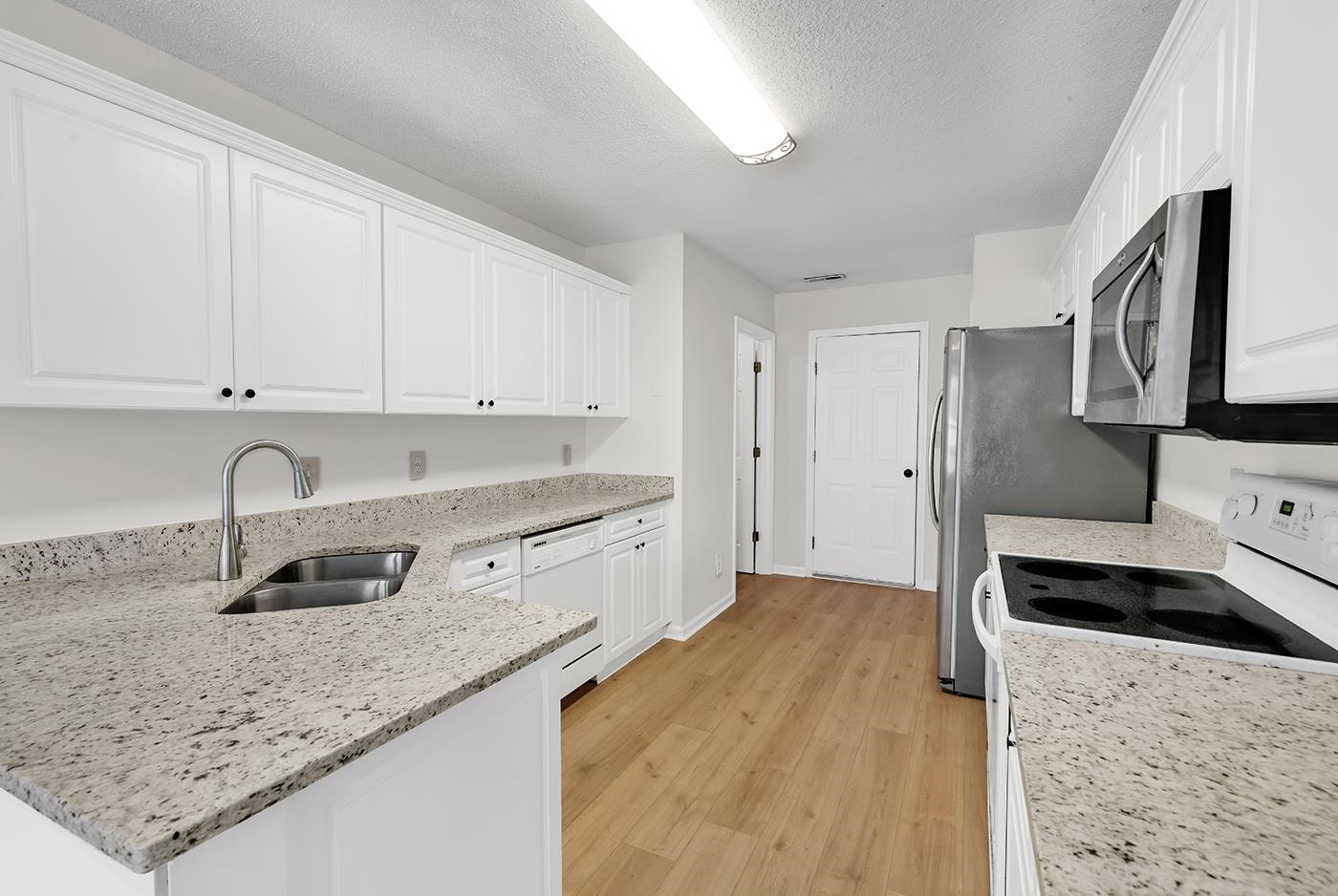 109 Coachman Ln. Property Photo 7