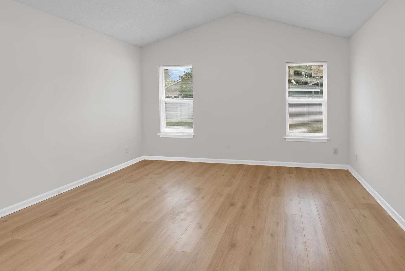 109 Coachman Ln. Property Photo 14