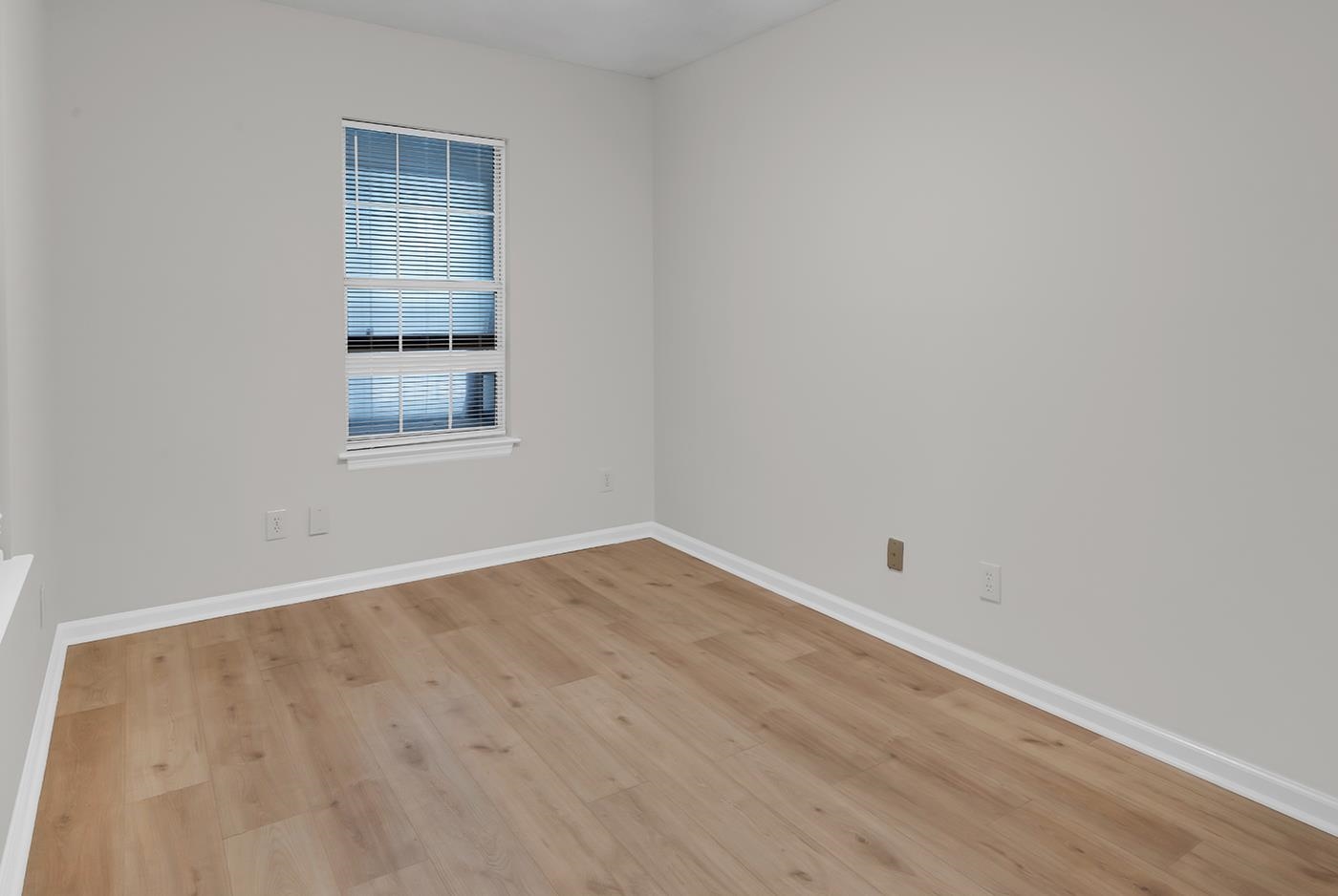 109 Coachman Ln. Property Photo 22