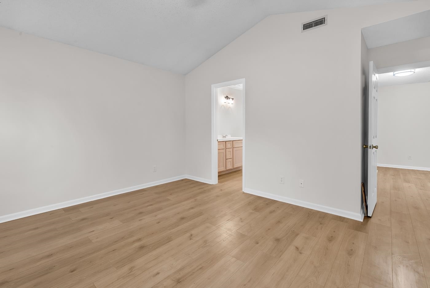 109 Coachman Ln. Property Photo 37
