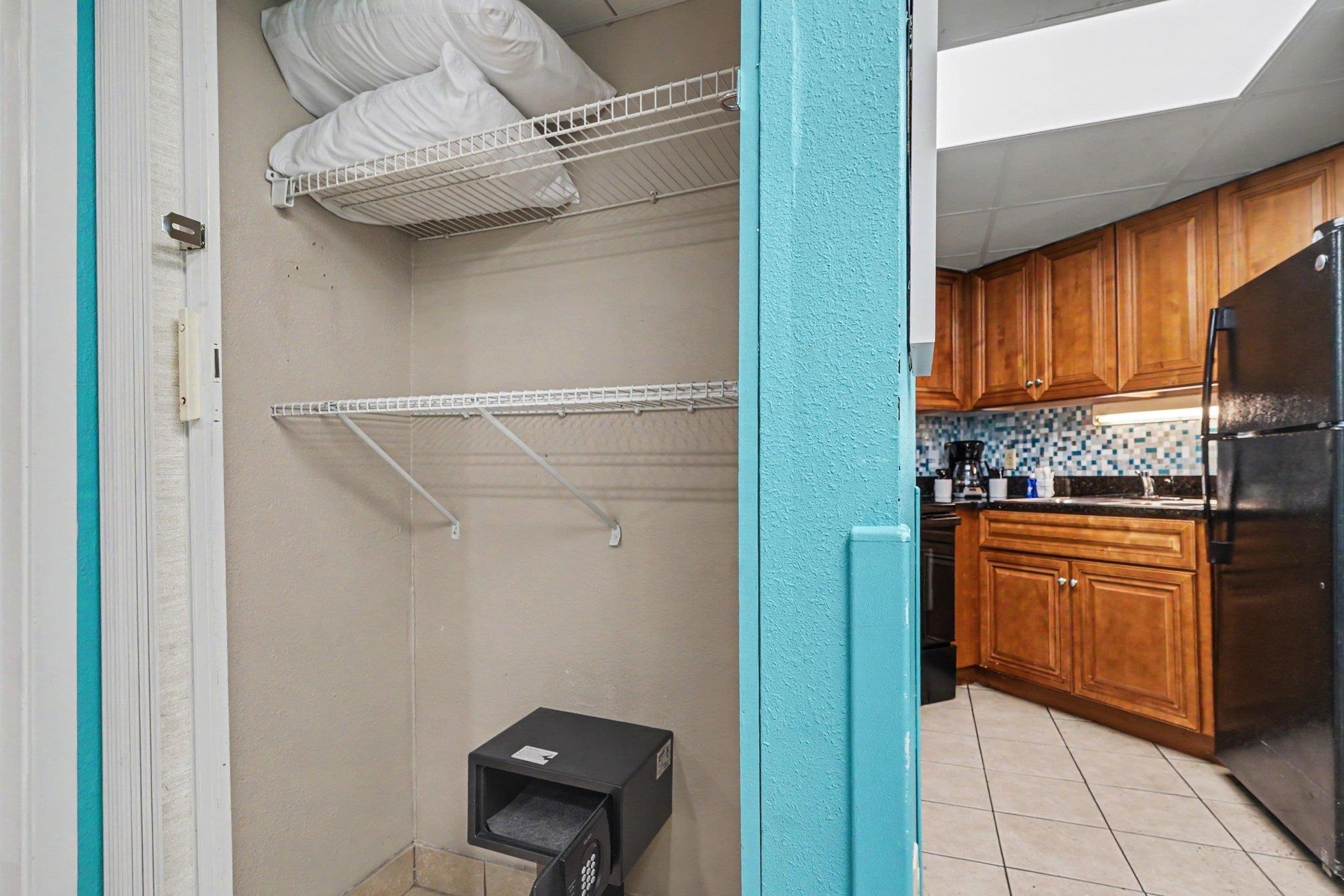 1501 S Ocean Blvd. Property Photo 8