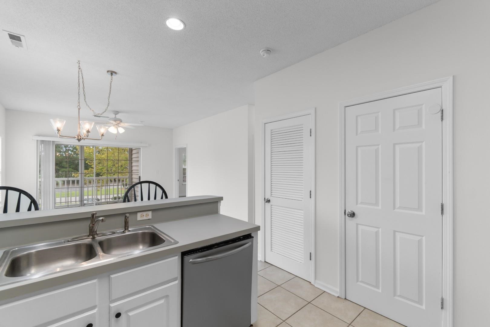 248 Sun Colony Blvd. Property Photo 9