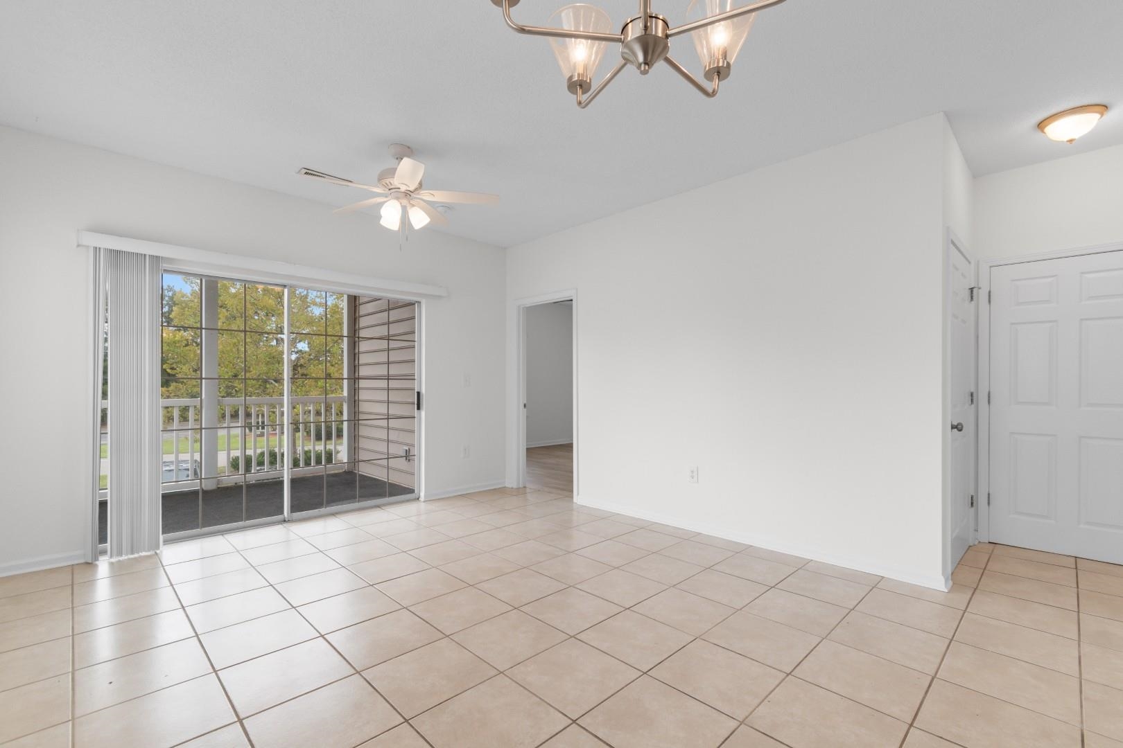 248 Sun Colony Blvd. Property Photo 12
