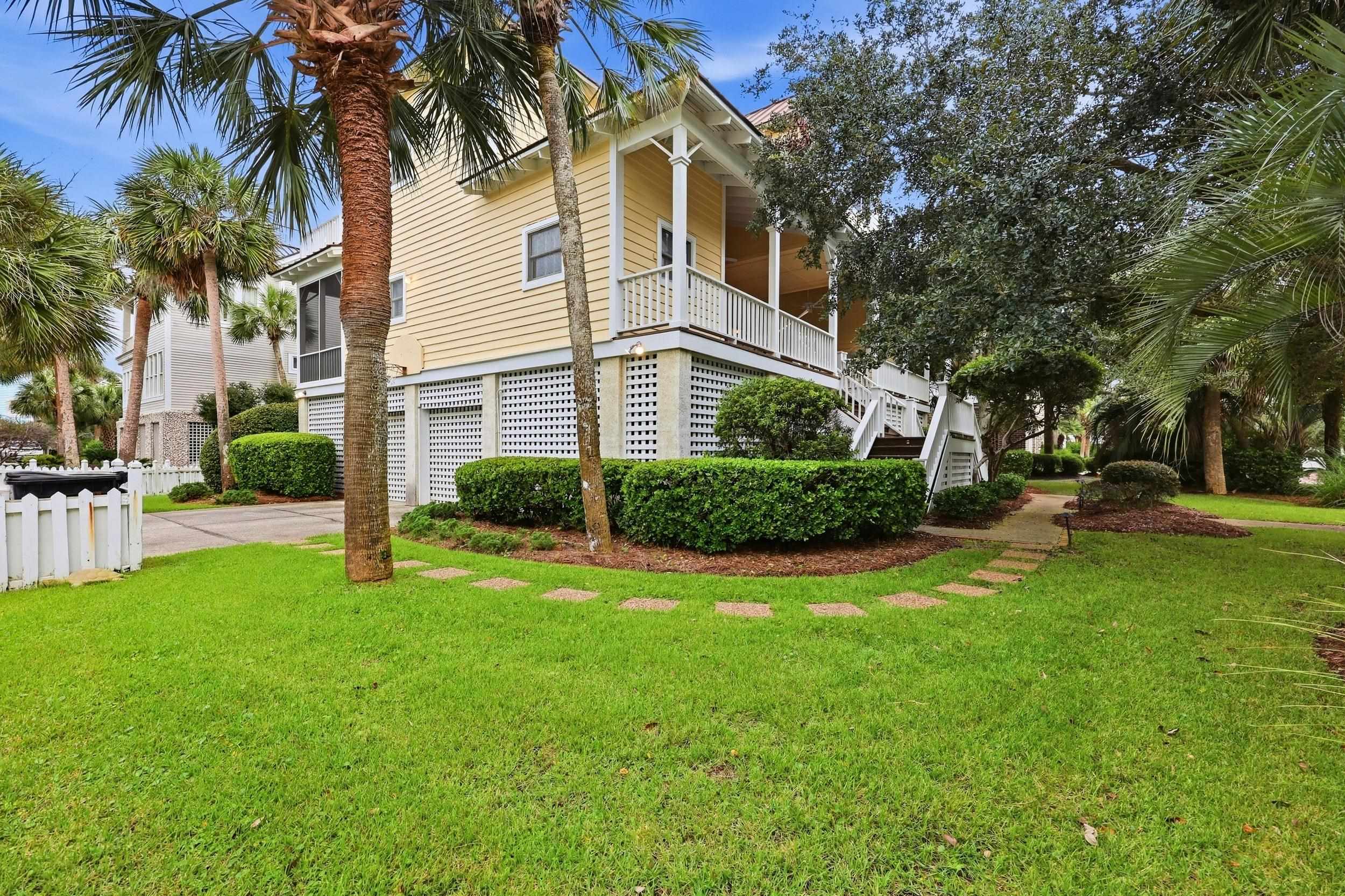 13 Beachwalker Ct. Property Photo 1
