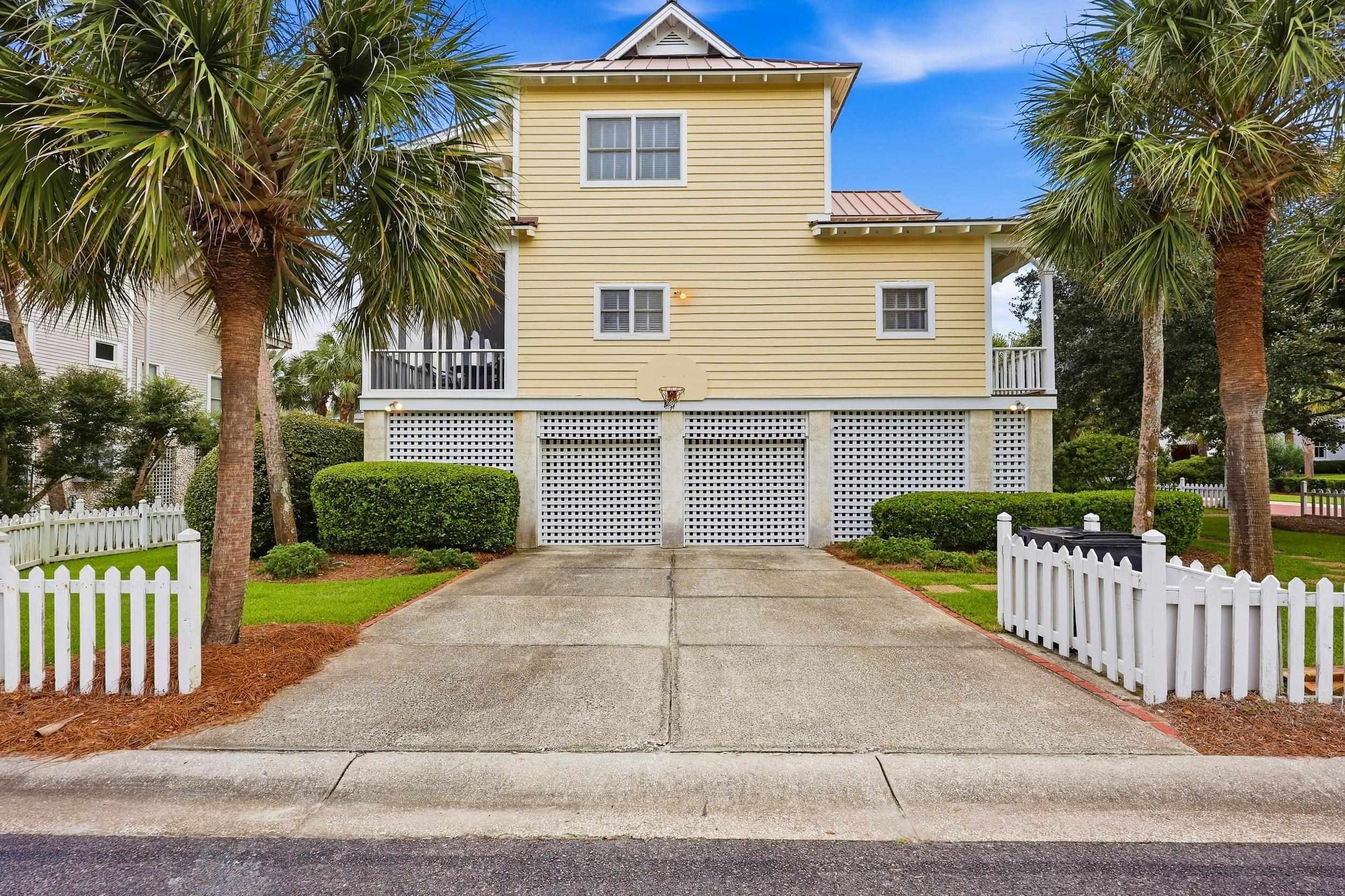13 Beachwalker Ct. Property Photo 3