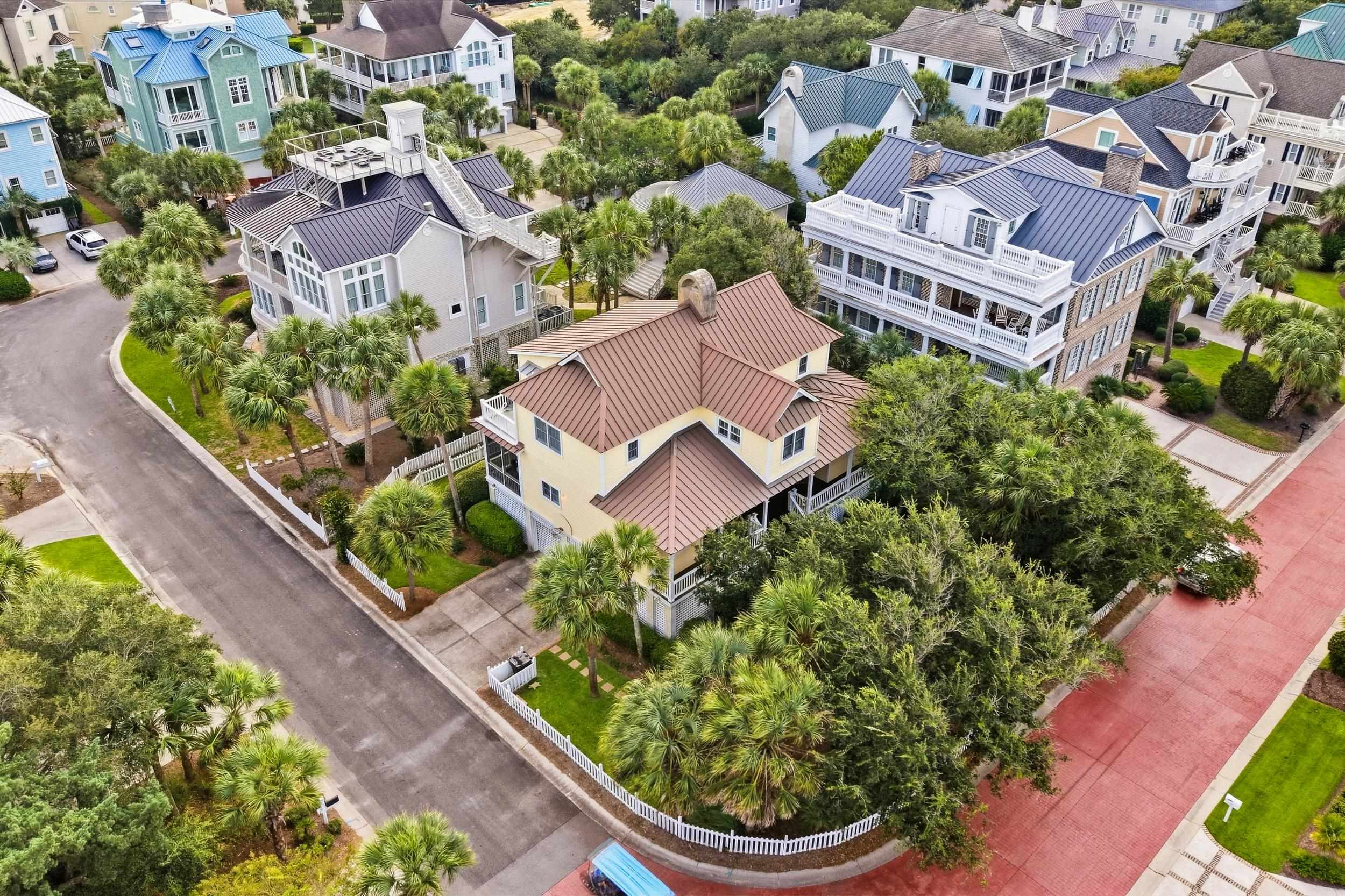 13 Beachwalker Ct. Property Photo 5