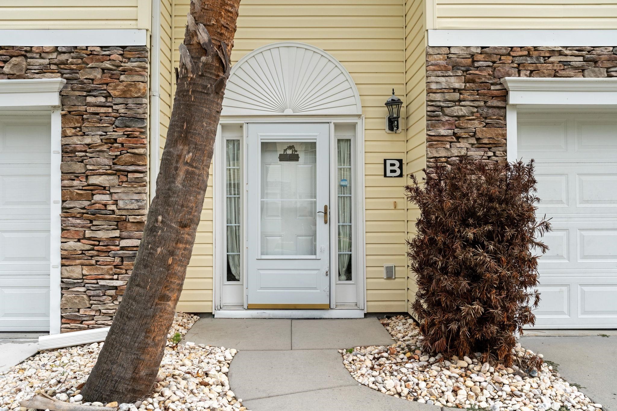 4355 River Gate Ln. Property Photo 4