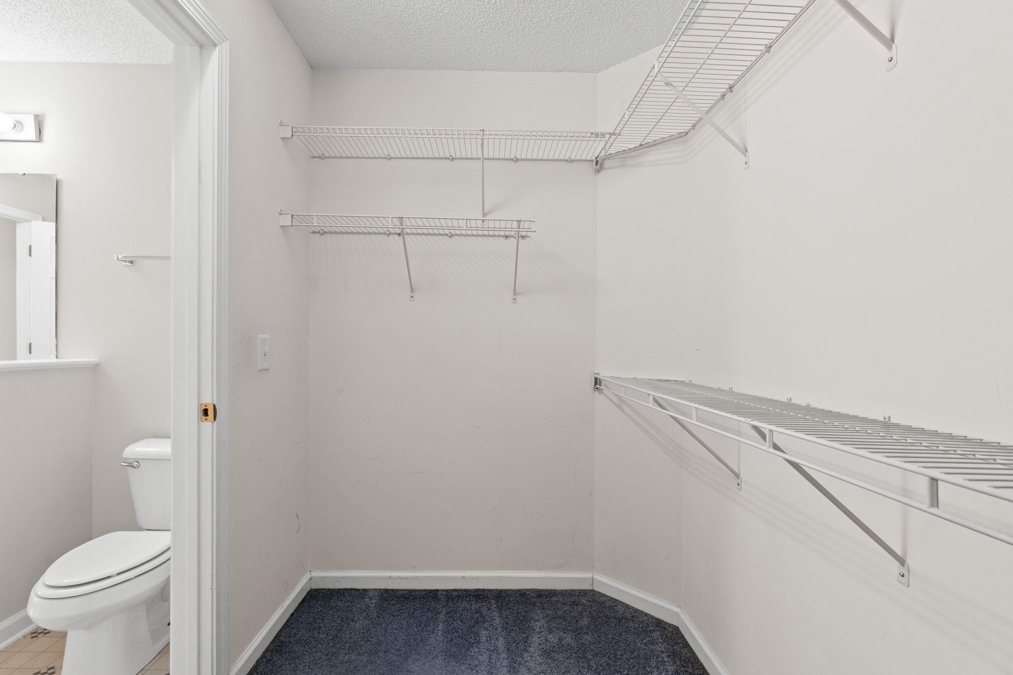 4355 River Gate Ln. Property Photo 24