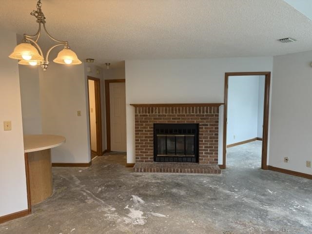 1207 Erin Way Property Photo 3