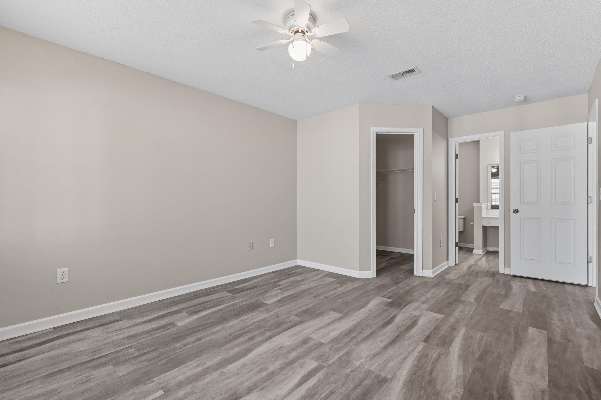 659 Woodmoor Circle Property Photo 15