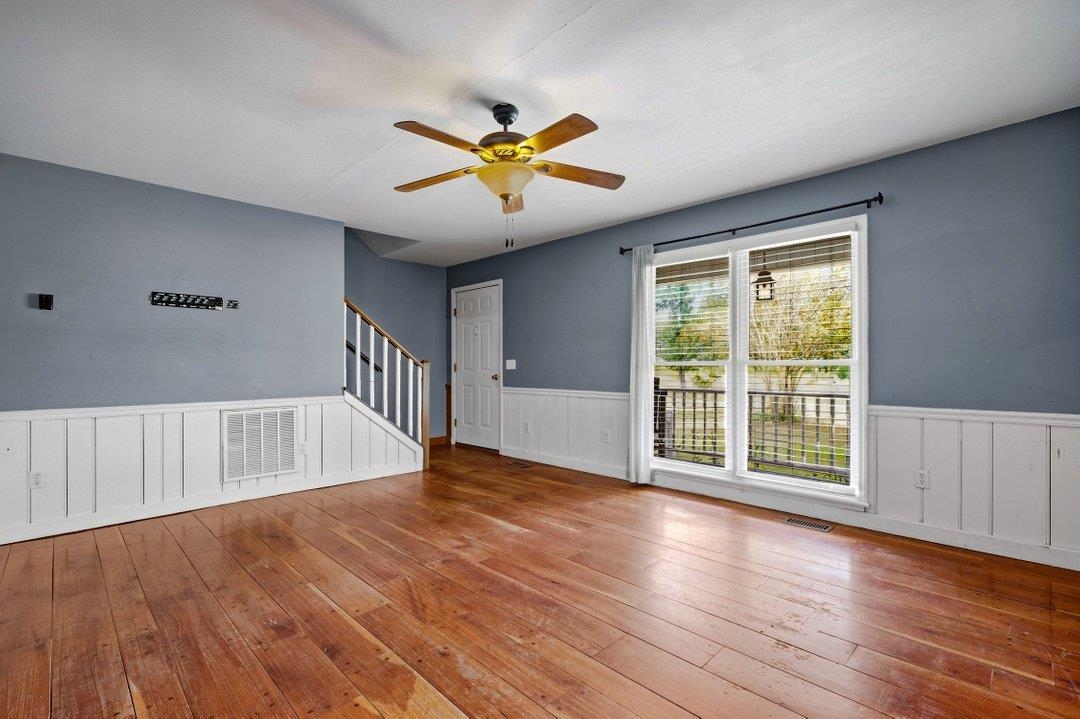 1876 Nathan Dr. Property Photo 19