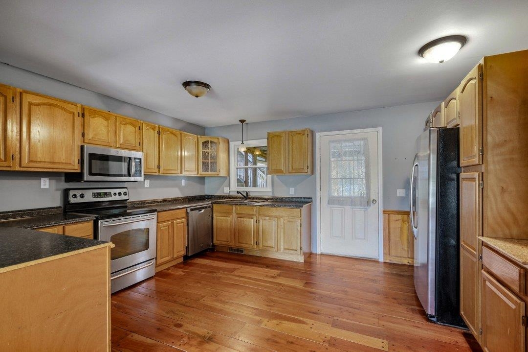 1876 Nathan Dr. Property Photo 24