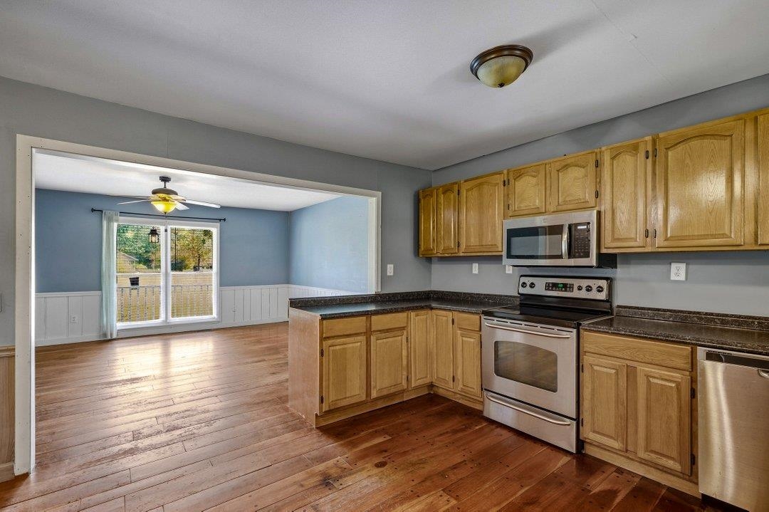 1876 Nathan Dr. Property Photo 25