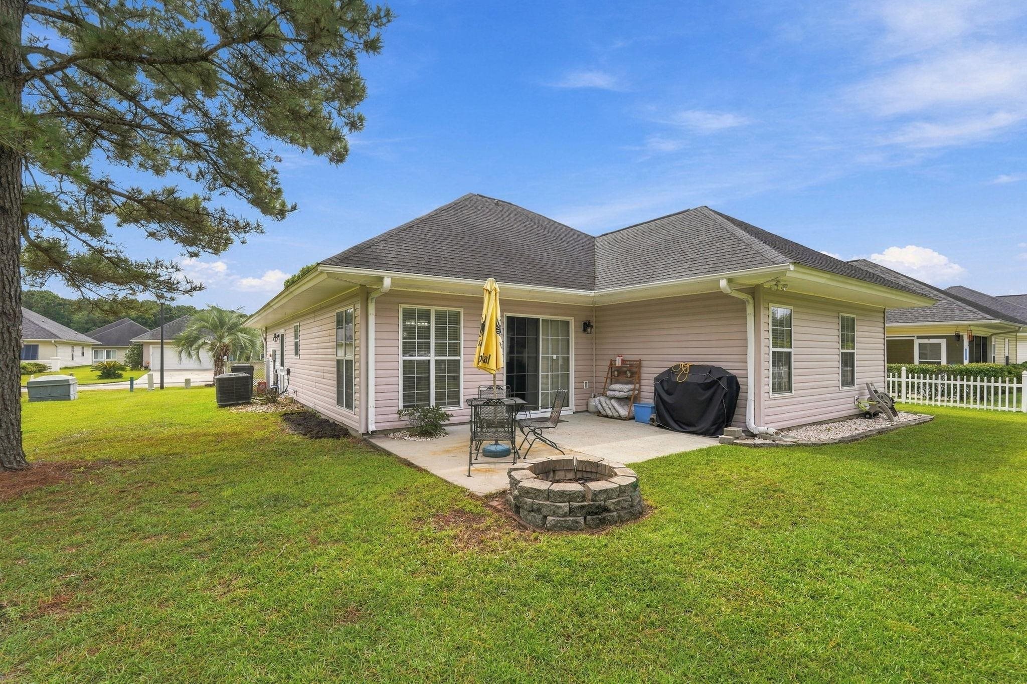 8002 Leeward Ln. Property Photo 41