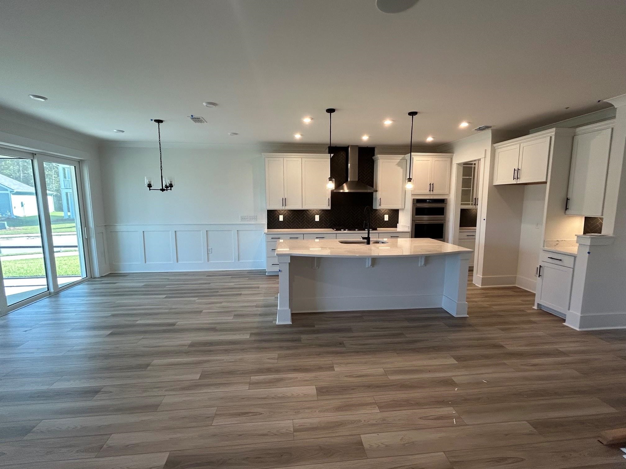 2545 Spring Rise Dr Property Photo 2