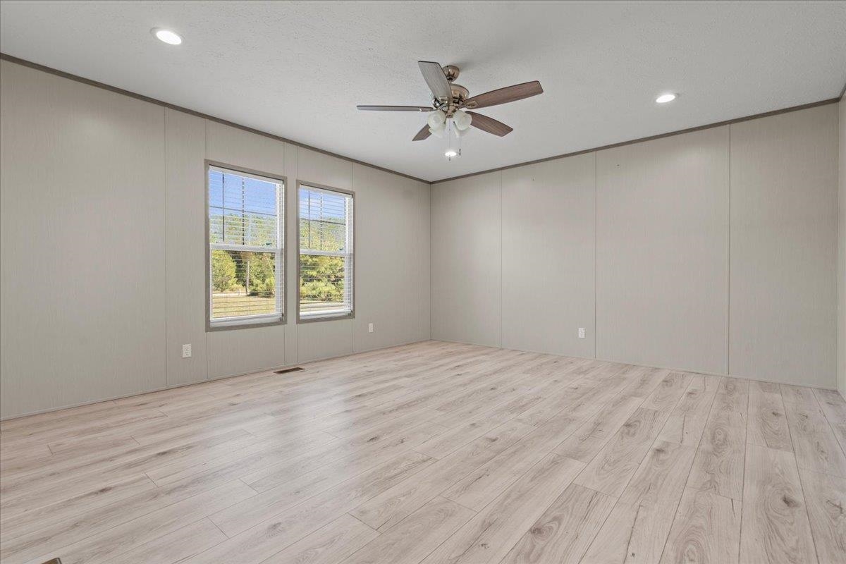 10163 Hardwick Rd. Property Photo 22