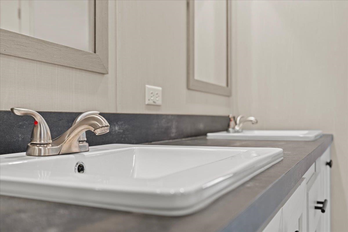 10163 Hardwick Rd. Property Photo 29