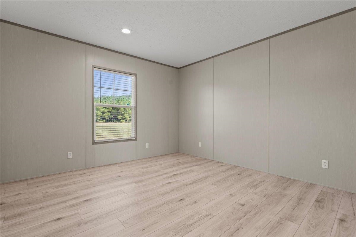 10163 Hardwick Rd. Property Photo 36
