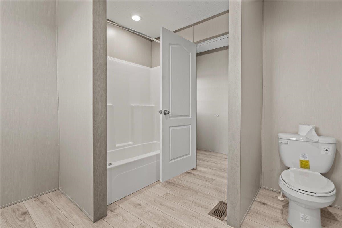 10163 Hardwick Rd. Property Photo 48