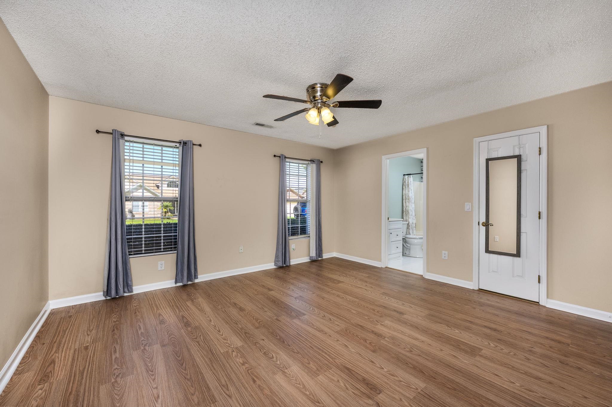 610 Tarrant St. Property Photo 12