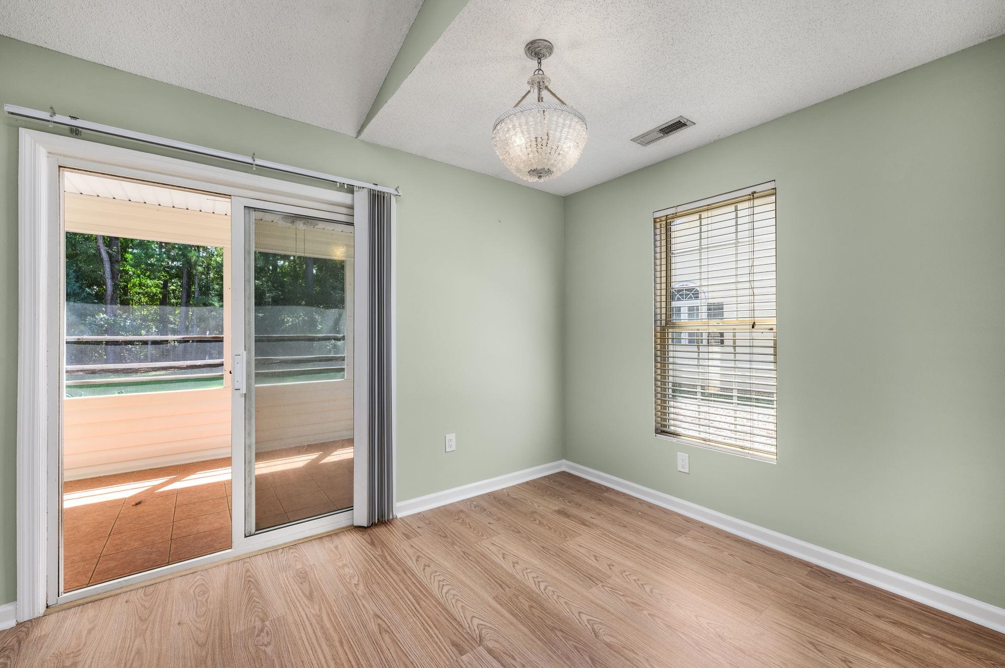 610 Tarrant St. Property Photo 23