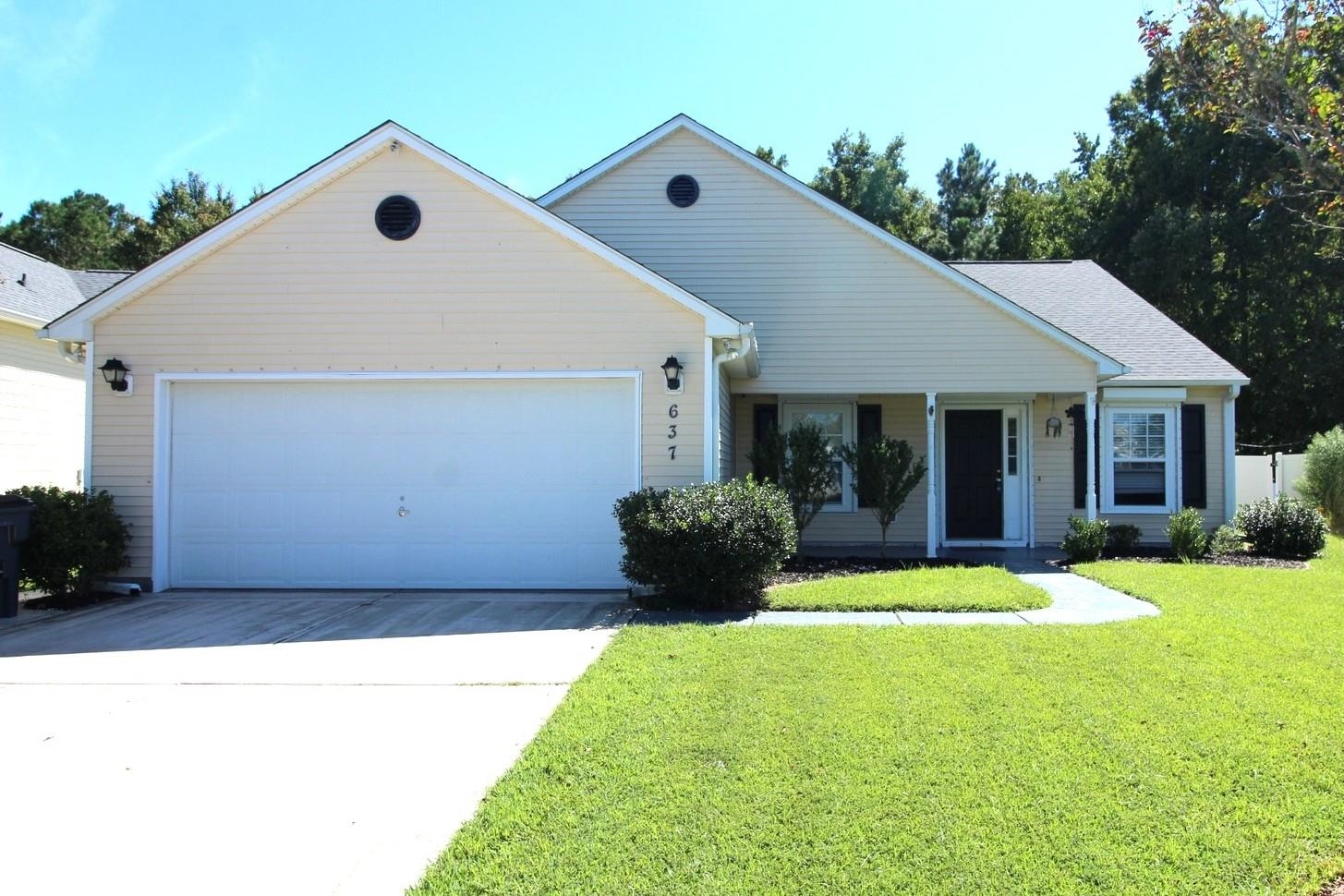 637 Kindred Dr. Property Photo 1
