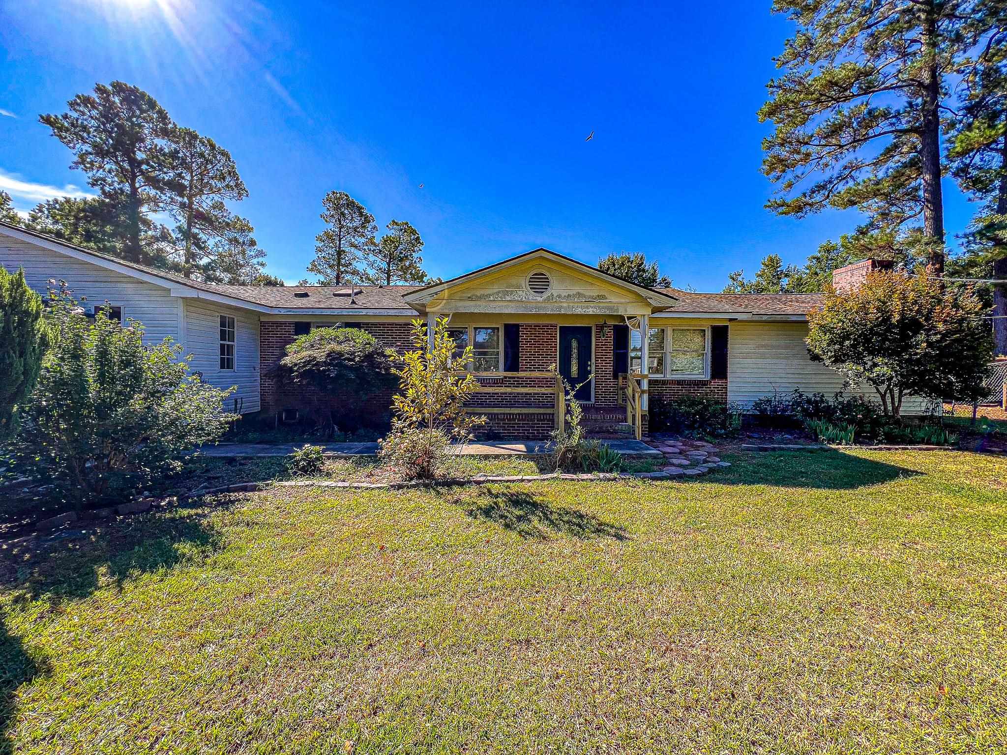 6313 Middle Rd. Property Photo 1