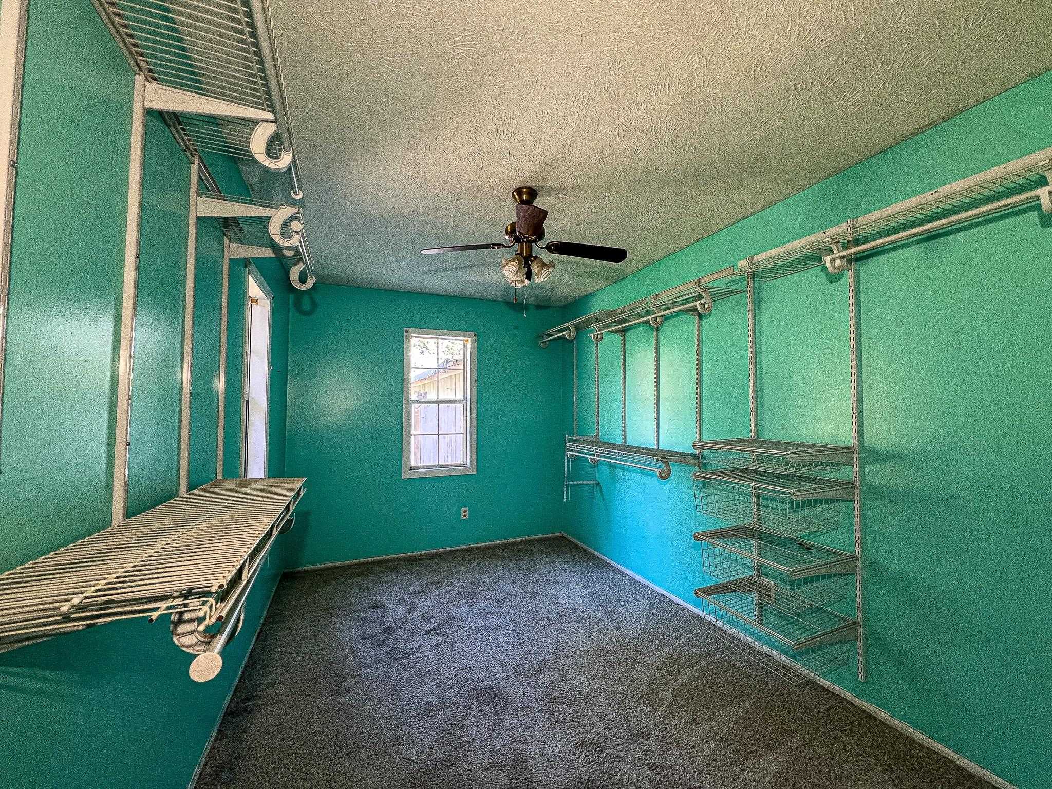 6313 Middle Rd. Property Photo 22