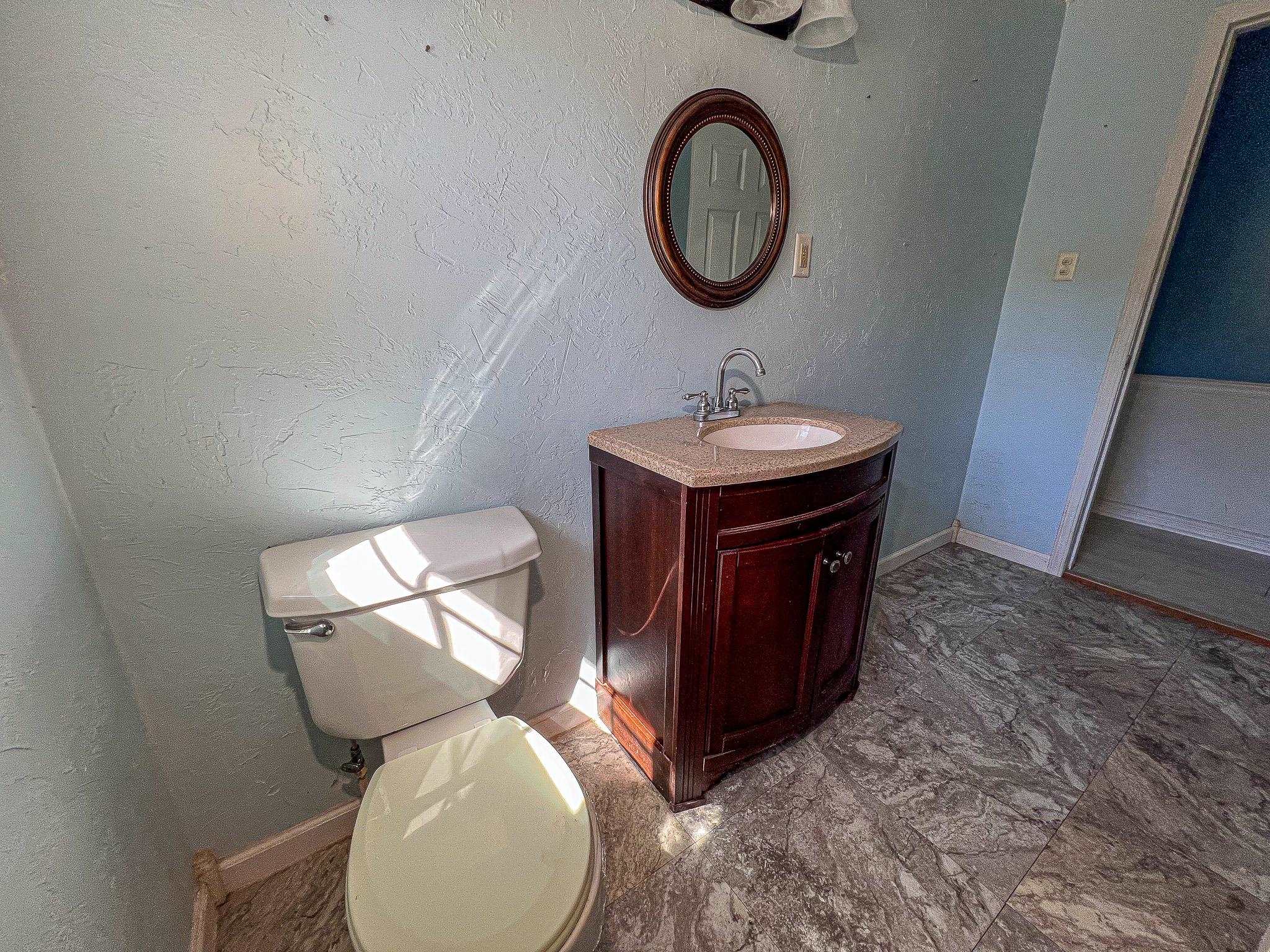 6313 Middle Rd. Property Photo 29